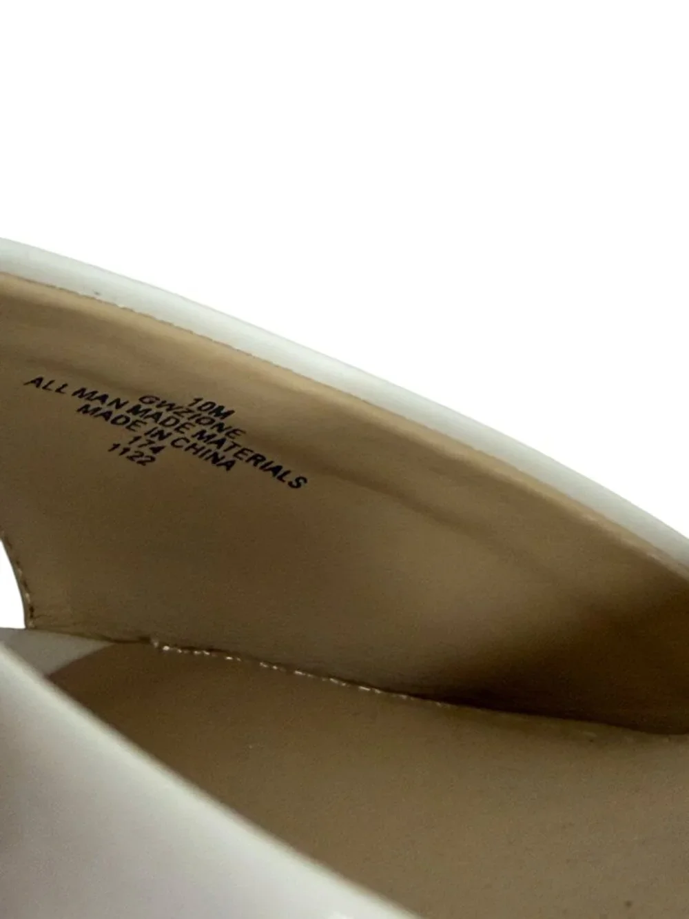 Guess Zione Sandals Shoes Faux Patent Leather Platform Wedge White 10 NIB